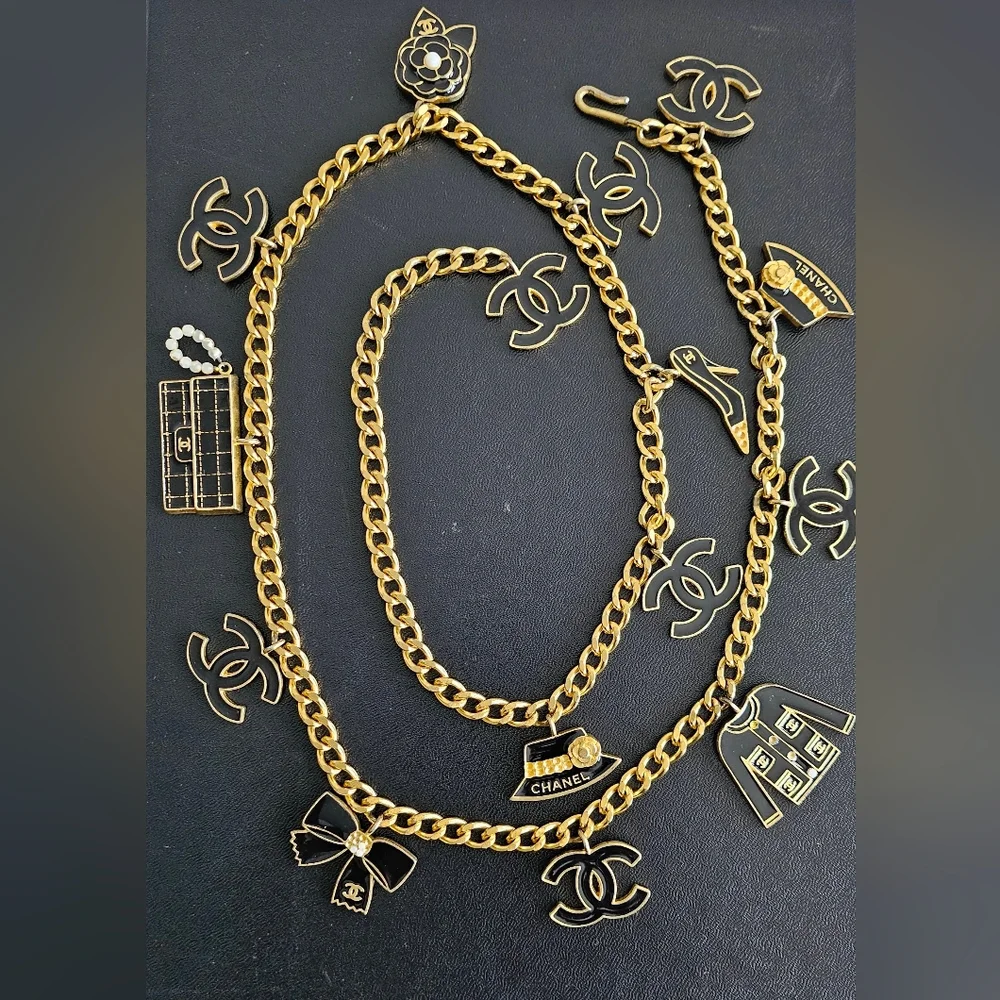 Chanel Rare 15 Large Charm Vintage Necklace Belt